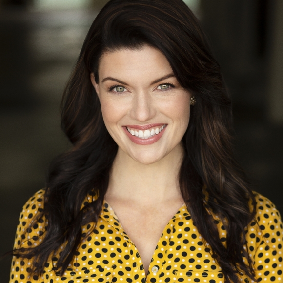 Meet your Posher, Sarah - Picture 2 of 4